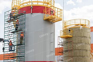 Монтаж теплоизоляции в рамках работ по ремонту вертикальных резервуаров